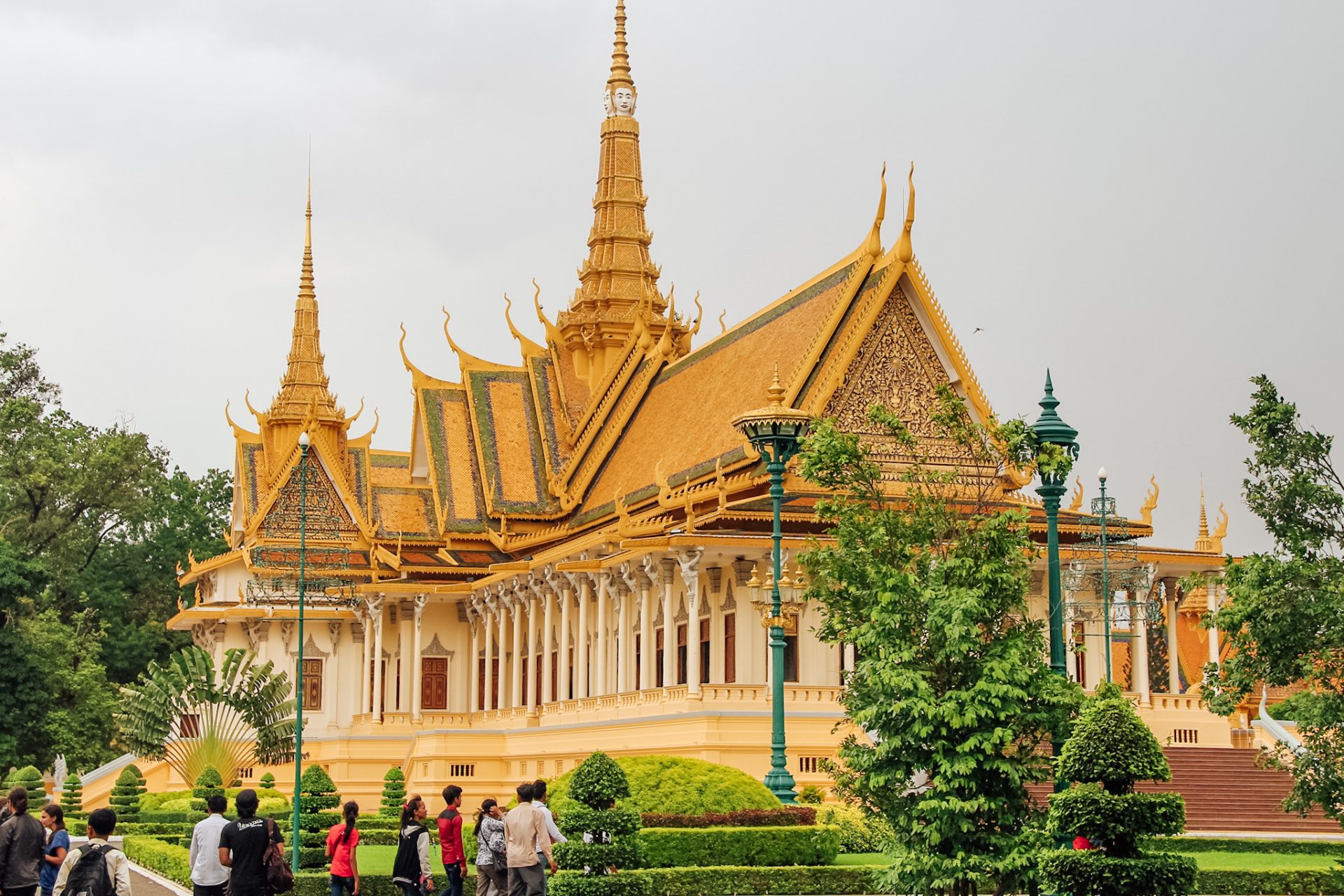 vue palais royal phnom penh cambodge